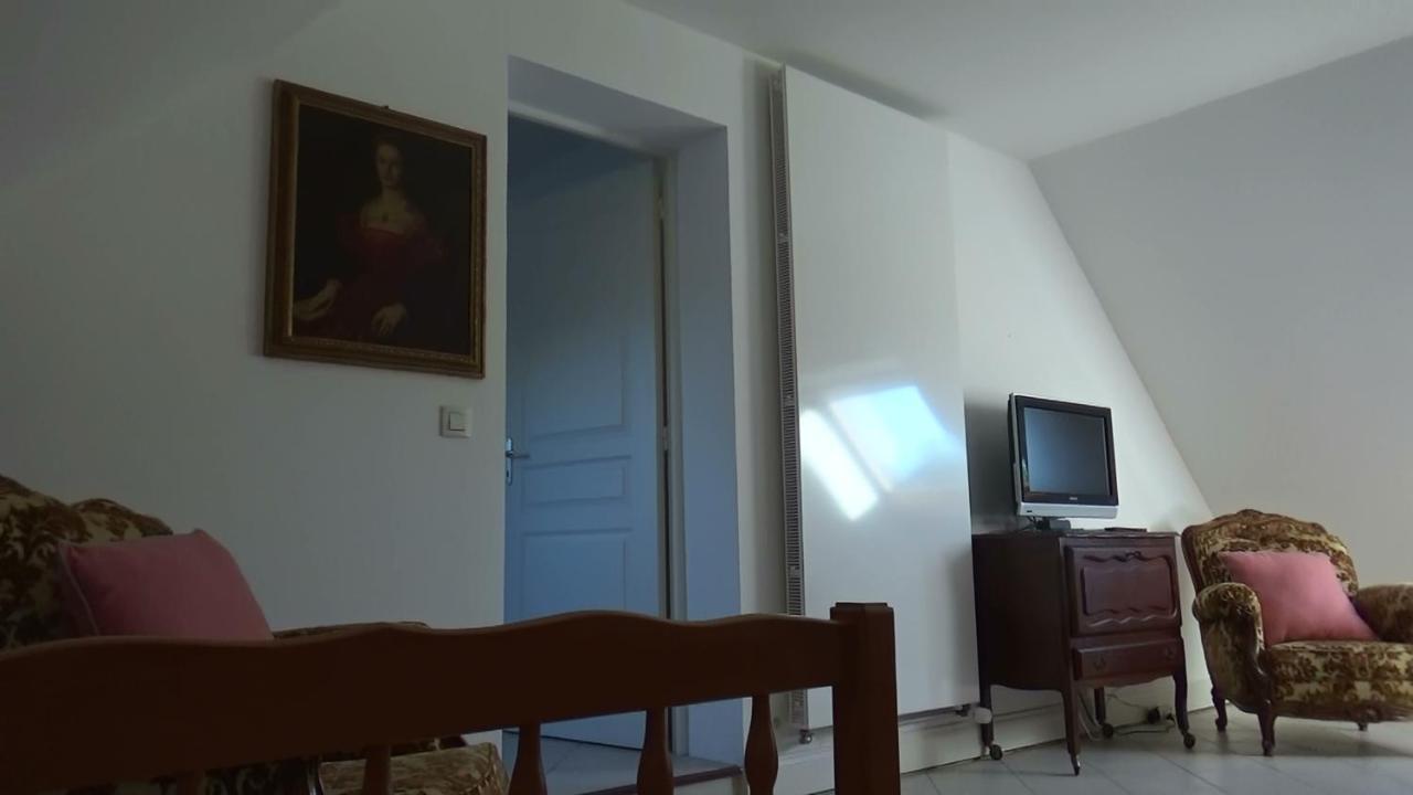 Les Grands Chenes Hotel Remilly-les-Marais Екстериор снимка